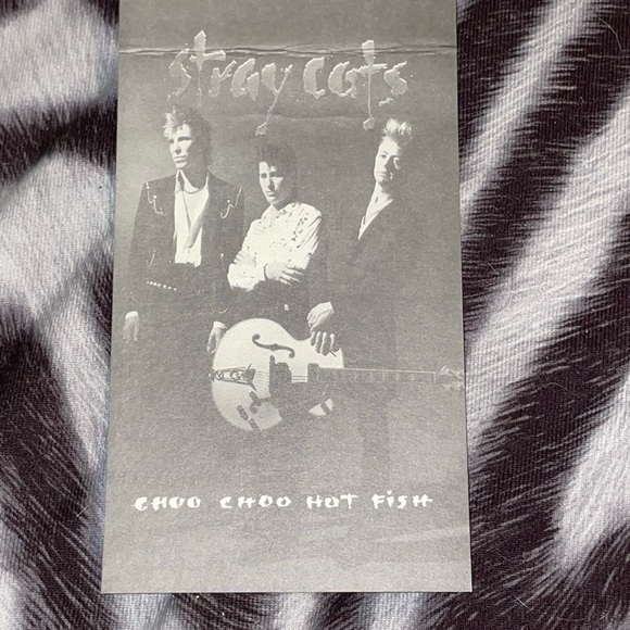 STRAY CATS “ROCK TOKYO” VHS - Picture 8 of 11